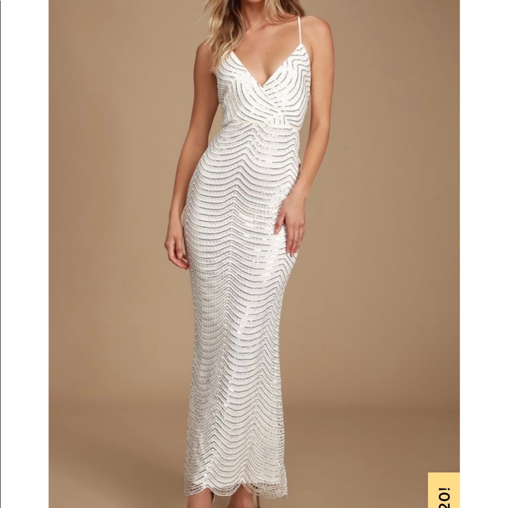 Sequin dress perfect for New Years/ holiday event!